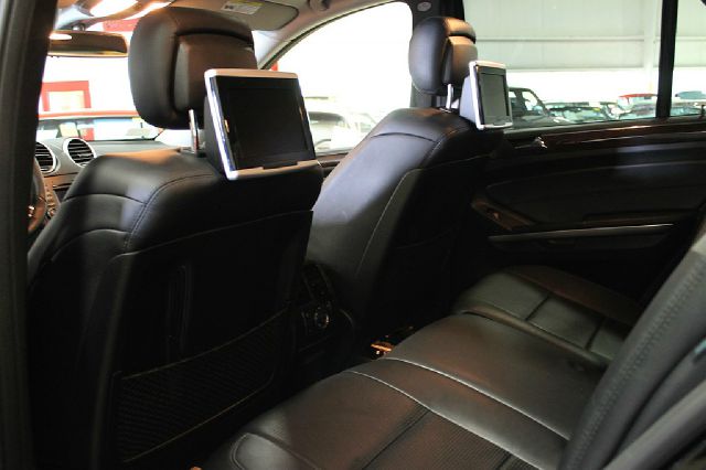 2009 Mercedes-Benz M-Class X Luxury