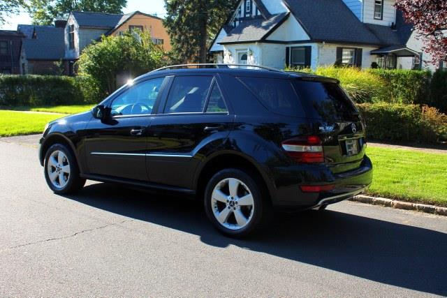 2009 Mercedes-Benz M-Class GS 2+2