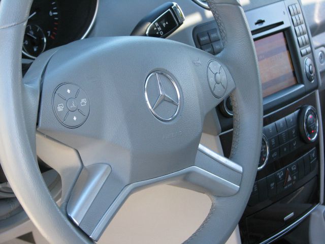 2009 Mercedes-Benz M-Class E350 4matic Wagon