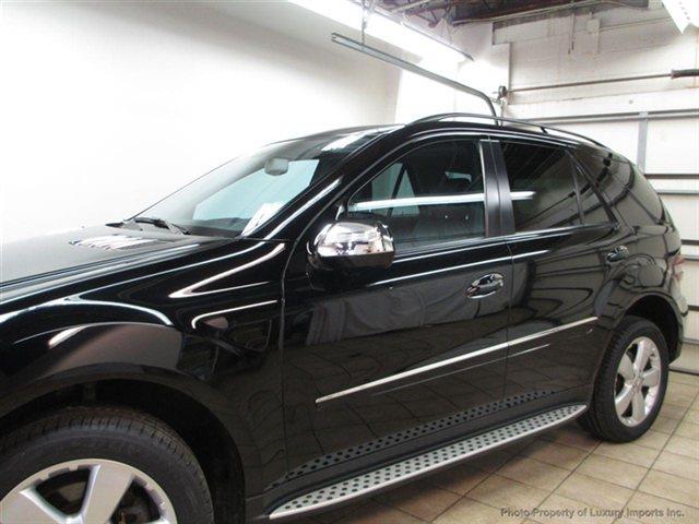 2009 Mercedes-Benz M-Class GS 2+2