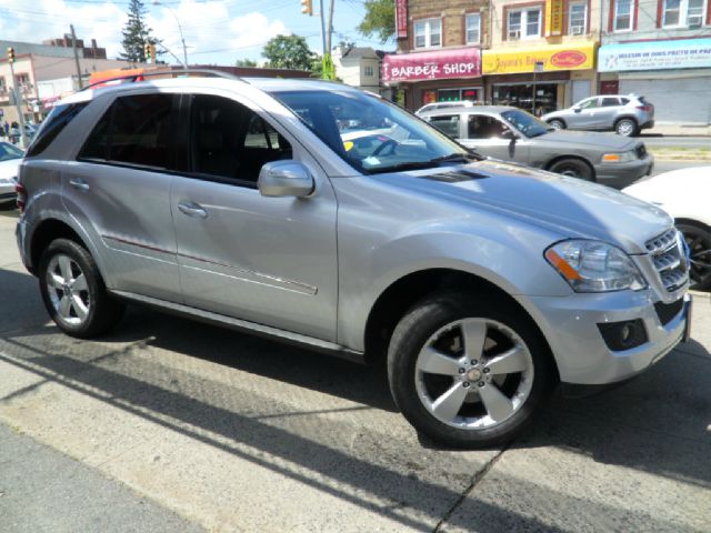 2009 Mercedes-Benz M-Class Gl 2x2