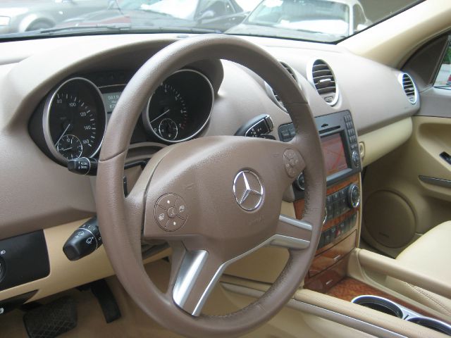 2009 Mercedes-Benz M-Class Gl 2x2