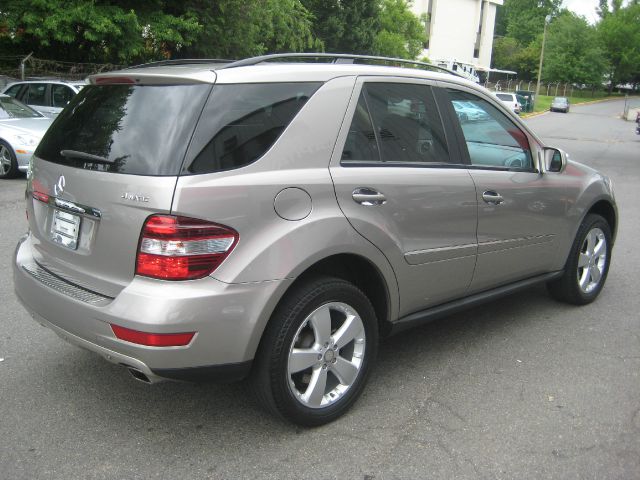 2009 Mercedes-Benz M-Class Gl 2x2