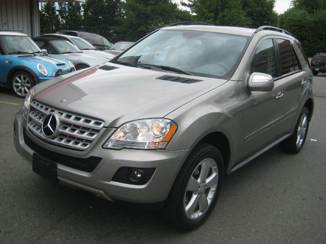 2009 Mercedes-Benz M-Class Gl 2x2
