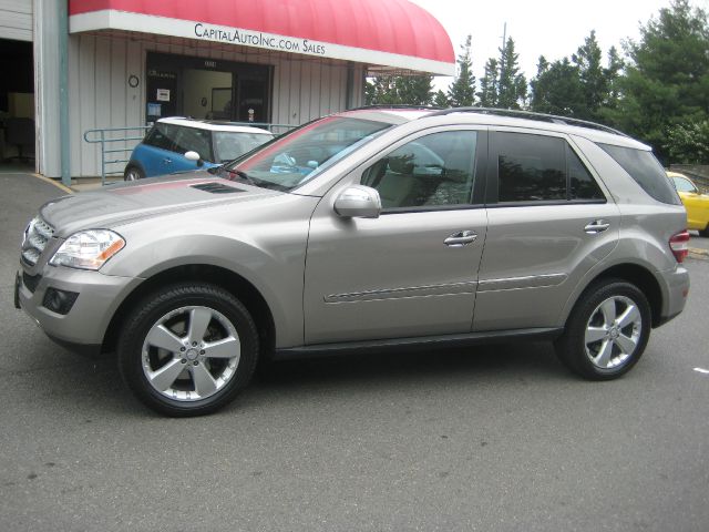 2009 Mercedes-Benz M-Class Gl 2x2