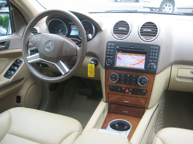 2009 Mercedes-Benz M-Class Gl 2x2