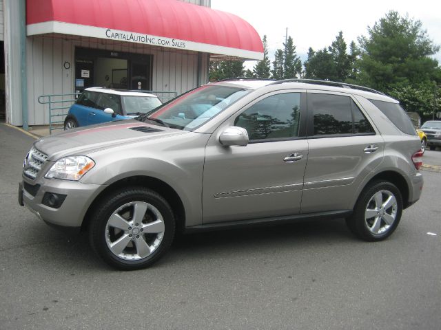 2009 Mercedes-Benz M-Class Gl 2x2