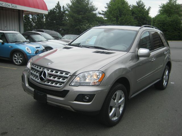 2009 Mercedes-Benz M-Class Gl 2x2