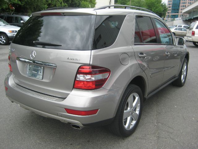 2009 Mercedes-Benz M-Class Gl 2x2