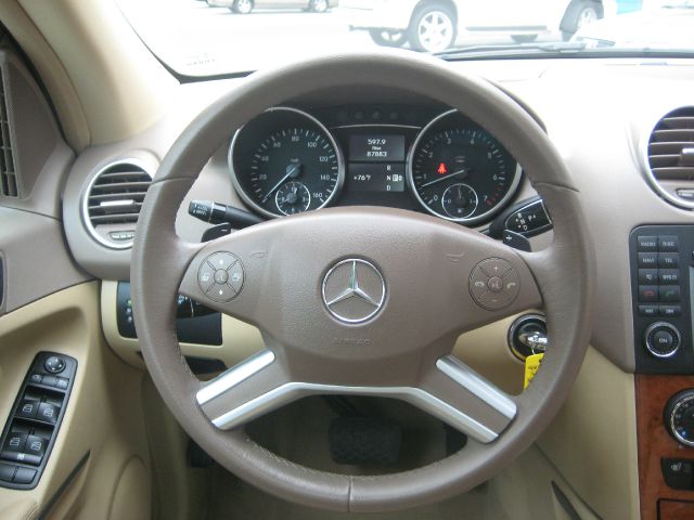 2009 Mercedes-Benz M-Class Gl 2x2