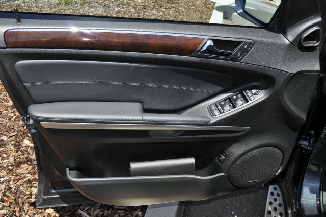 2010 Mercedes-Benz M-Class Gl 2x2