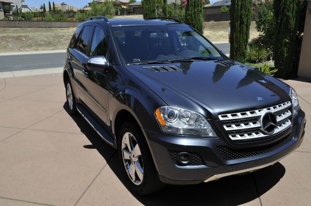 2010 Mercedes-Benz M-Class Gl 2x2