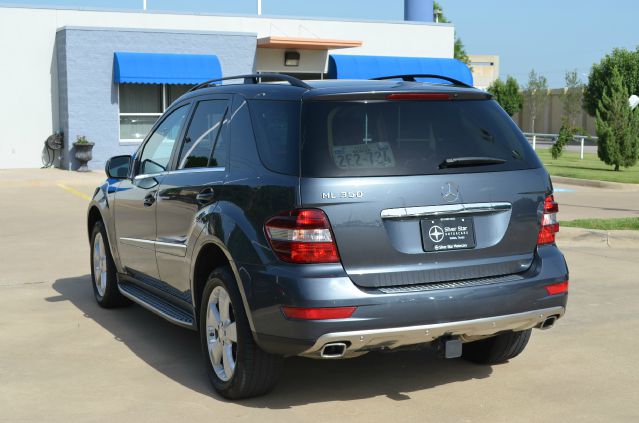 2010 Mercedes-Benz M-Class SES 5dr