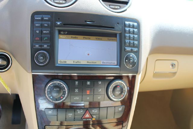 2010 Mercedes-Benz M-Class Gl 2x2