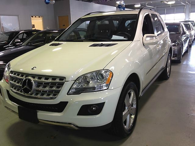 2010 Mercedes-Benz M-Class Gl 2x2