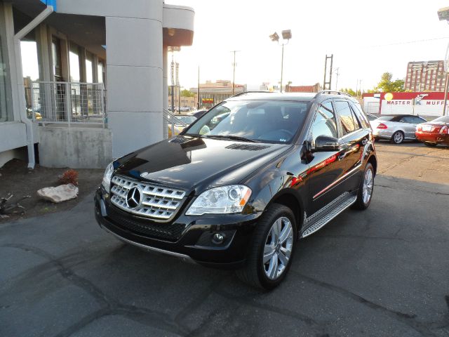 2011 Mercedes-Benz M-Class Gl 2x2