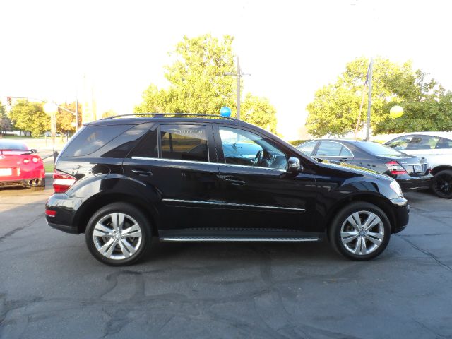 2011 Mercedes-Benz M-Class Gl 2x2