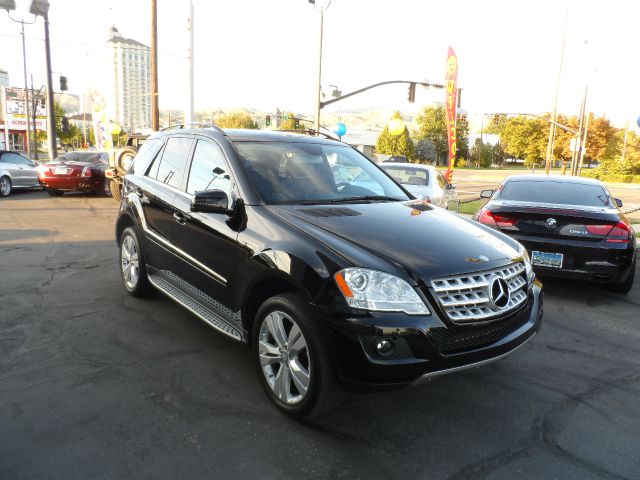 2011 Mercedes-Benz M-Class Gl 2x2