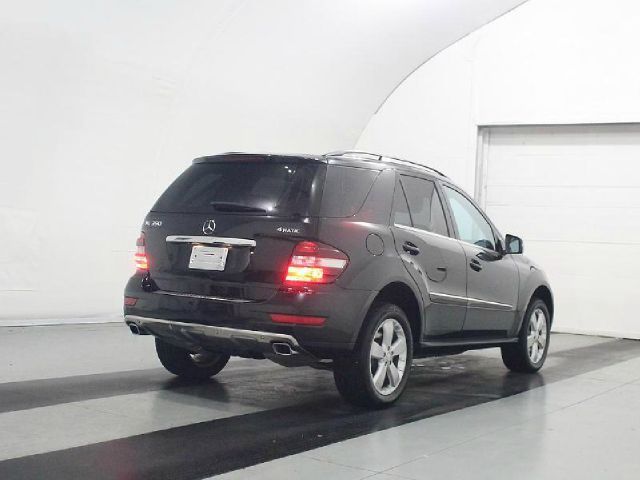 2011 Mercedes-Benz M-Class Gl 2x2