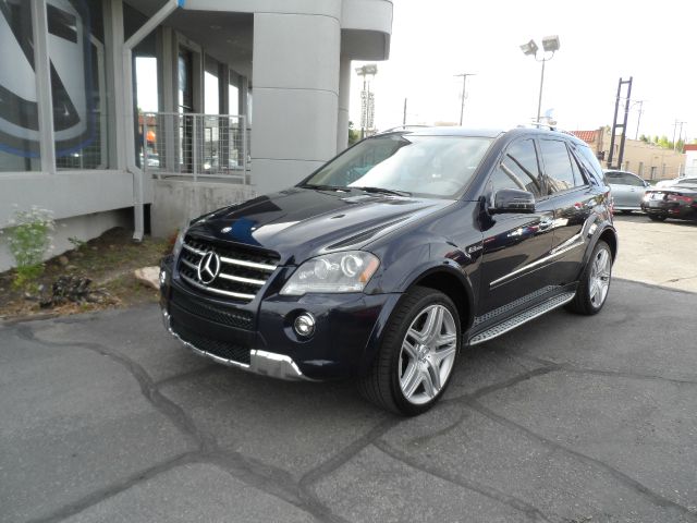 2011 Mercedes-Benz M-Class CREW CAB XLT Diesel