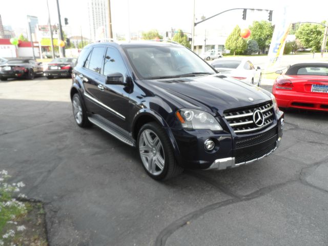 2011 Mercedes-Benz M-Class CREW CAB XLT Diesel
