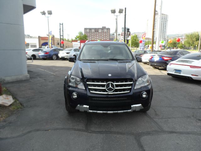 2011 Mercedes-Benz M-Class CREW CAB XLT Diesel