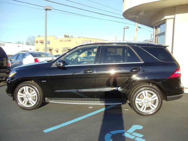 2012 Mercedes-Benz M-Class Gl 2x2