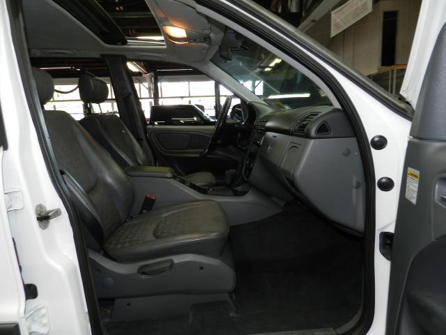 1999 Mercedes-Benz M Class AWD Wagon Automatic VERY NICE