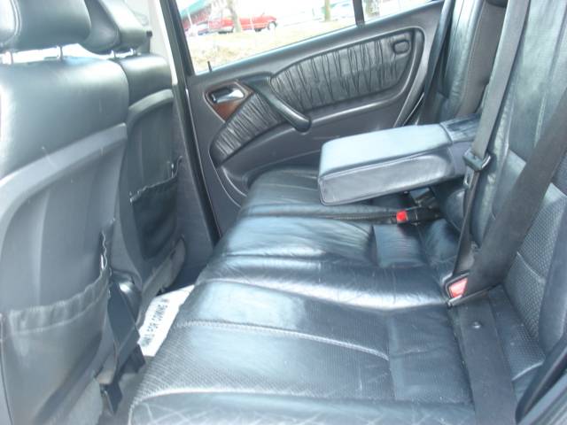 2001 Mercedes-Benz M Class 3500 SLT Dually