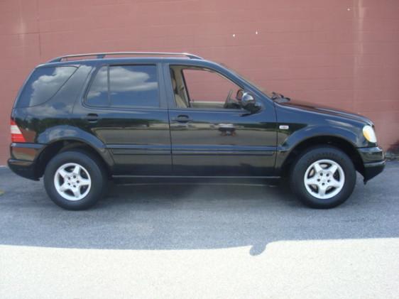 2001 Mercedes-Benz M Class AWD Wagon Automatic VERY NICE