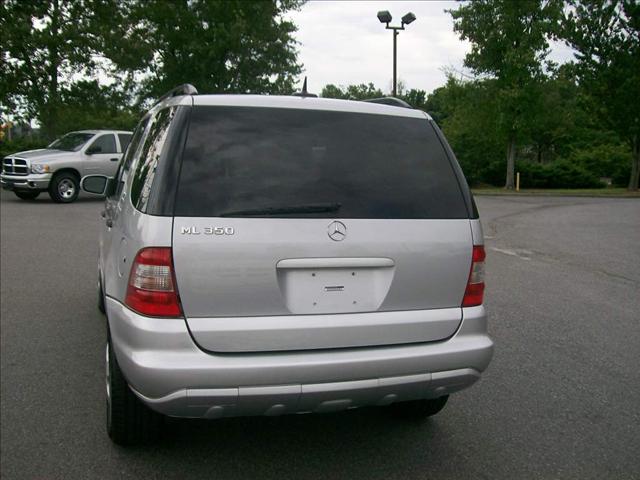 2003 Mercedes-Benz M Class E350 Bluetec