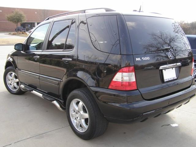 2004 Mercedes-Benz M Class 1500 4x4 LS