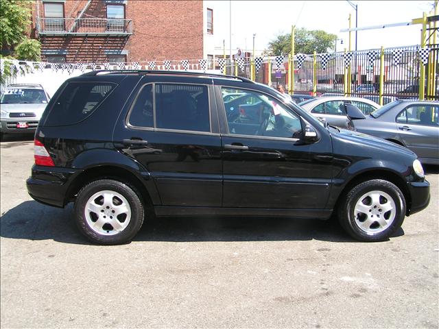 2004 Mercedes-Benz M Class SES 5dr