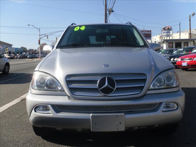 2004 Mercedes-Benz M Class SES 5dr