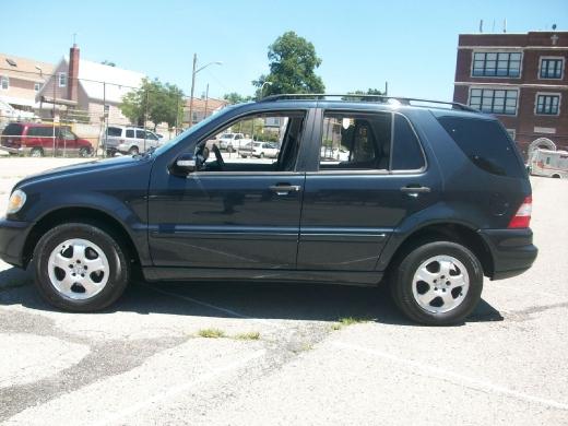 2004 Mercedes-Benz M Class GS 2+2