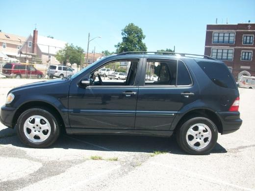 2004 Mercedes-Benz M Class GS 2+2