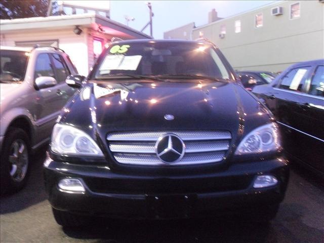 2005 Mercedes-Benz M Class SES 5dr
