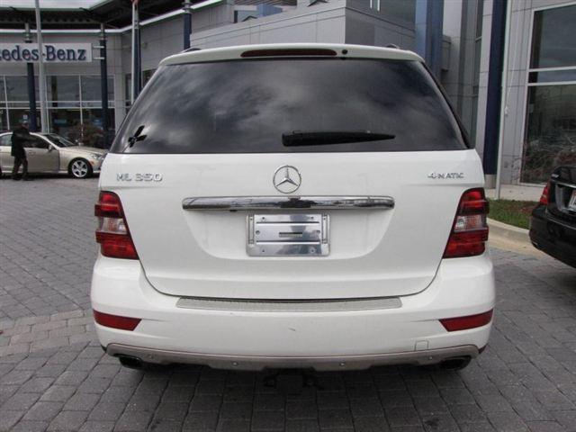 2011 Mercedes-Benz M Class GS 2+2