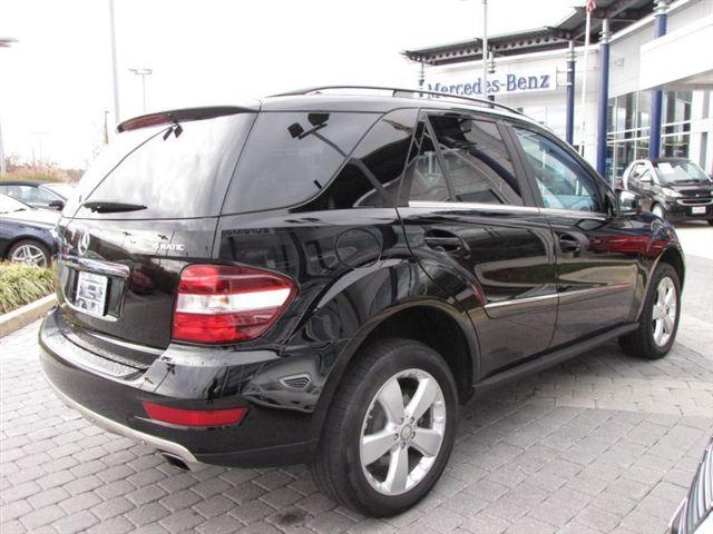 2011 Mercedes-Benz M Class GS 2+2