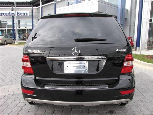 2011 Mercedes-Benz M Class GS 2+2