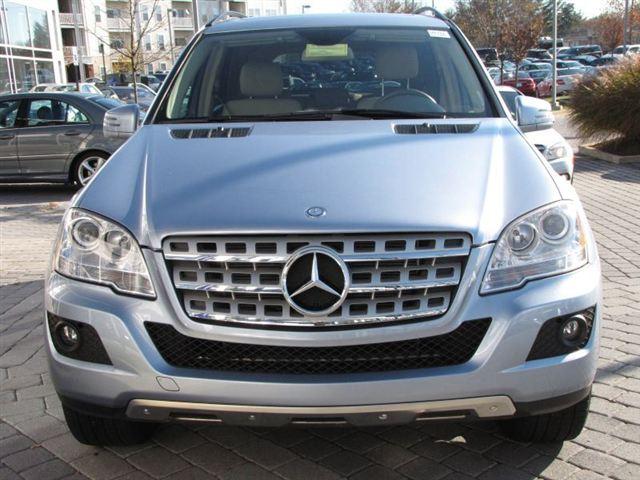 2011 Mercedes-Benz M Class GS 2+2