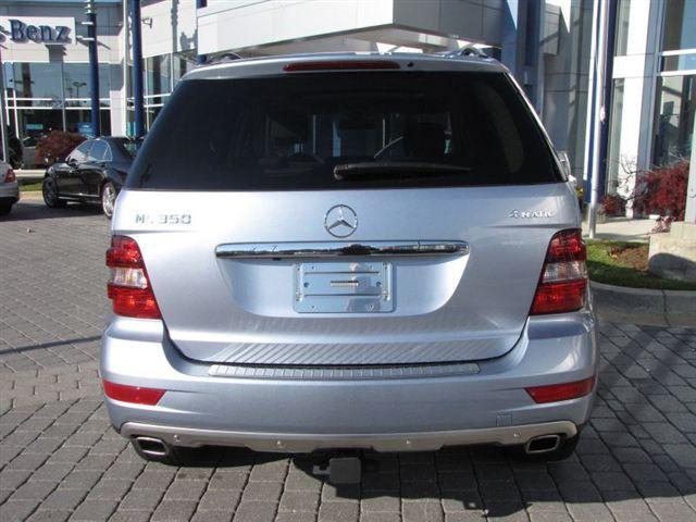 2011 Mercedes-Benz M Class GS 2+2