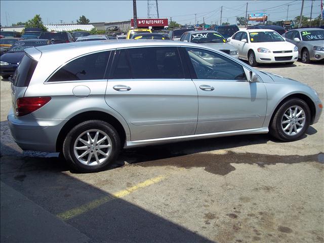 2006 Mercedes-Benz R-Class DRW LS