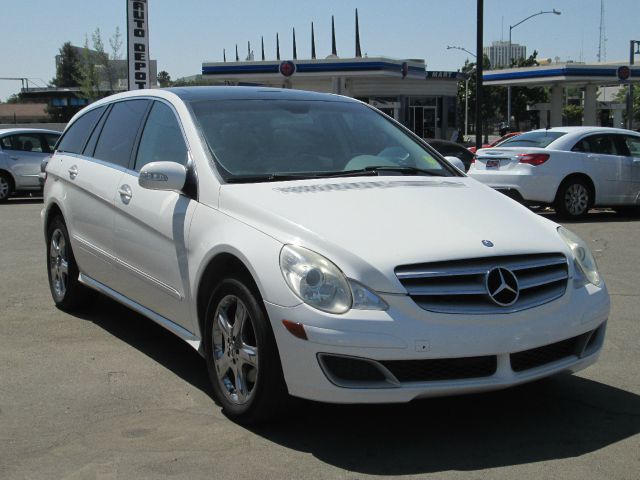 2006 Mercedes-Benz R-Class Lariat XL