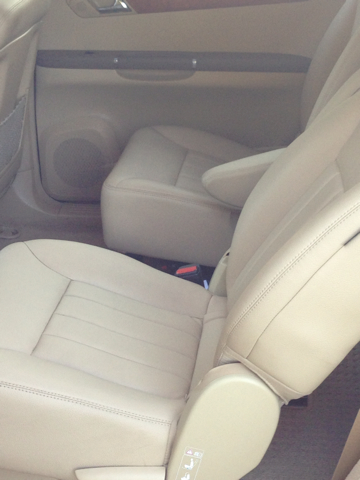 2007 Mercedes-Benz R-Class DRW LS