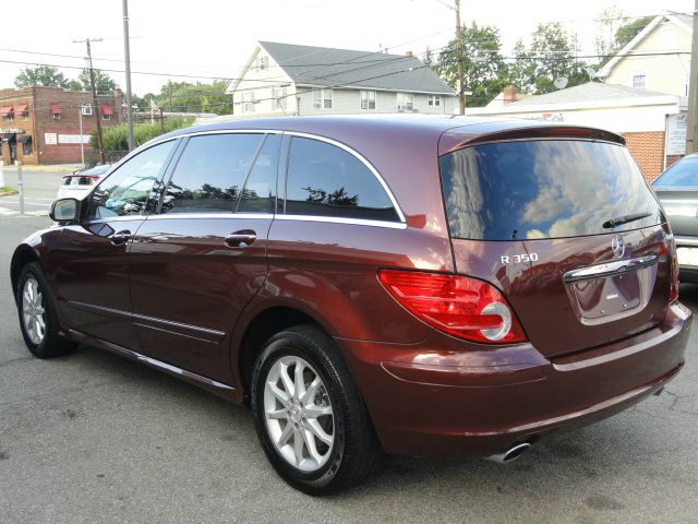 2007 Mercedes-Benz R-Class 4X4- SR5- Double Cab