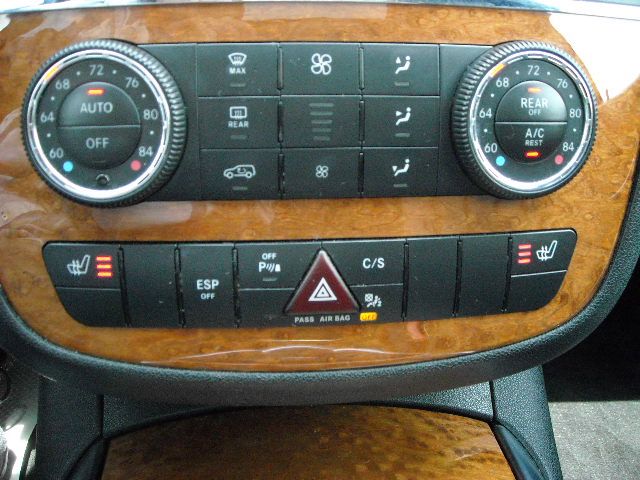 2008 Mercedes-Benz R-Class DRW LS