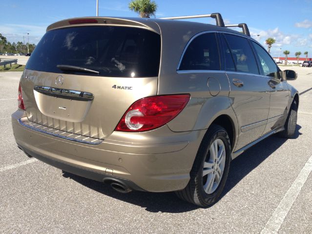 2008 Mercedes-Benz R-Class 745 I
