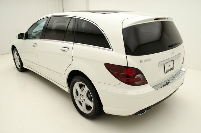 2009 Mercedes-Benz R-Class DRW LS