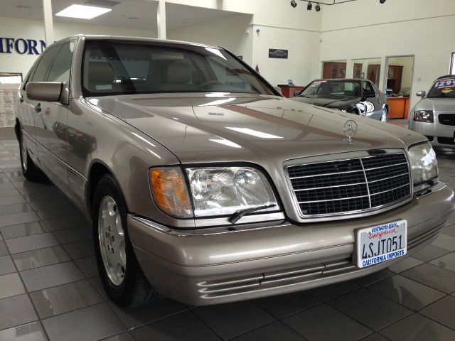 1998 Mercedes-Benz S-Class HD Supercab 155.0 WB